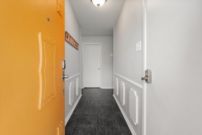 Foto del edificio - 4803 8th St