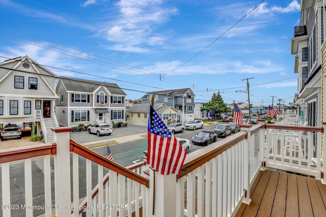 Primary Photo - 120a Randall Ave
