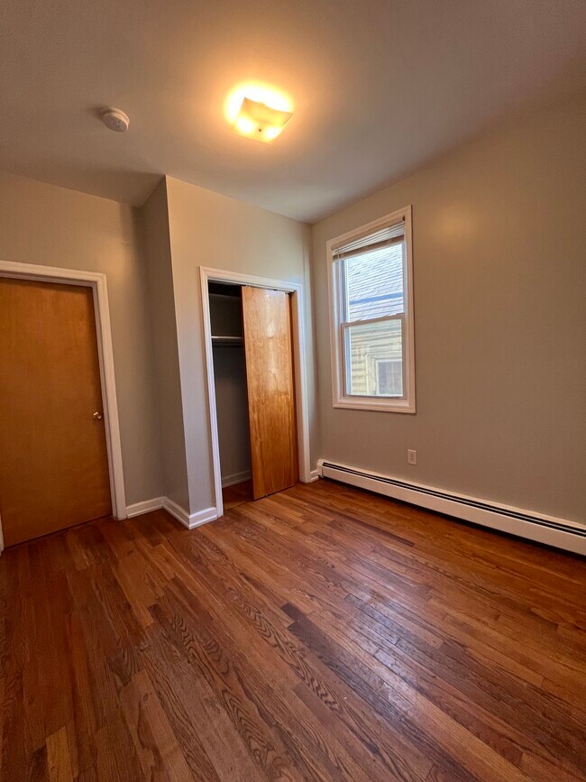 88 Clendenny Unit 2L - 88 Clendenny Ave