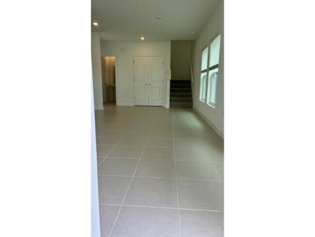 Foto del edificio - BRAND NEW 3-bedroom 2.5 bath HOUSE w/2 car garage
