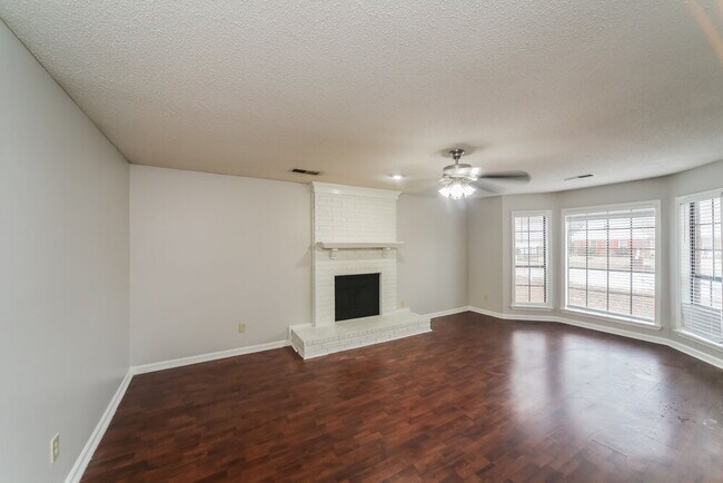 Building Photo - 7337 Isherwood Rd