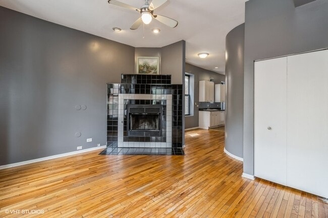 Foto del edificio - 1244 N Wolcott Ave