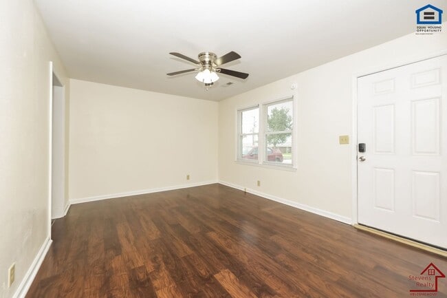 Foto del edificio - 702 Couch St