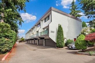 Building Photo - 350 4th Ave S