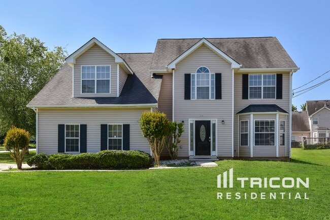 Building Photo - 2338 Briar Knoll Rd