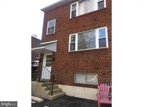 Primary Photo - 22-24 St Albans Cir