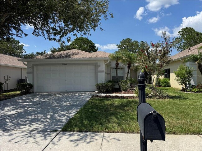 Foto del edificio - 23741 Coral Ridge Ln