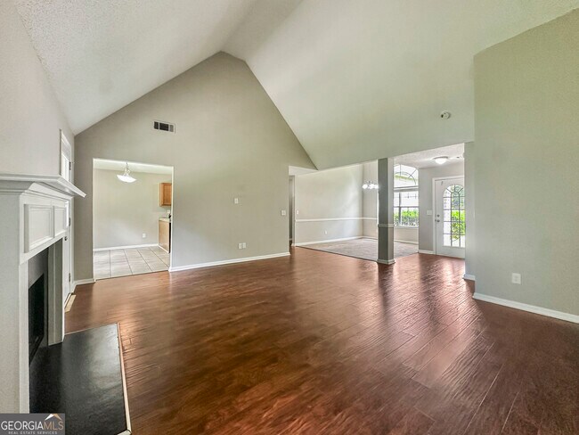 Foto del edificio - 1017 Maris Ln