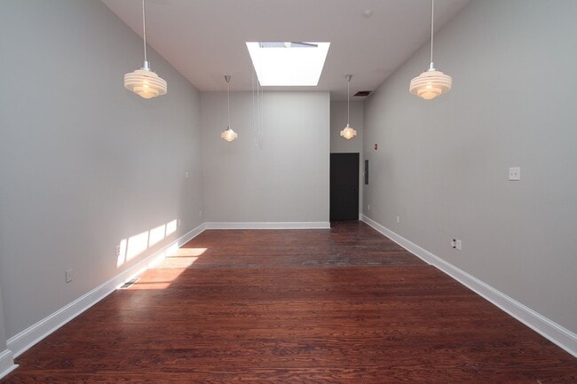 Photo - 1527 South St Apartment