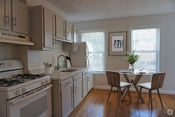 Building Photo - 20 Norumbega Ter