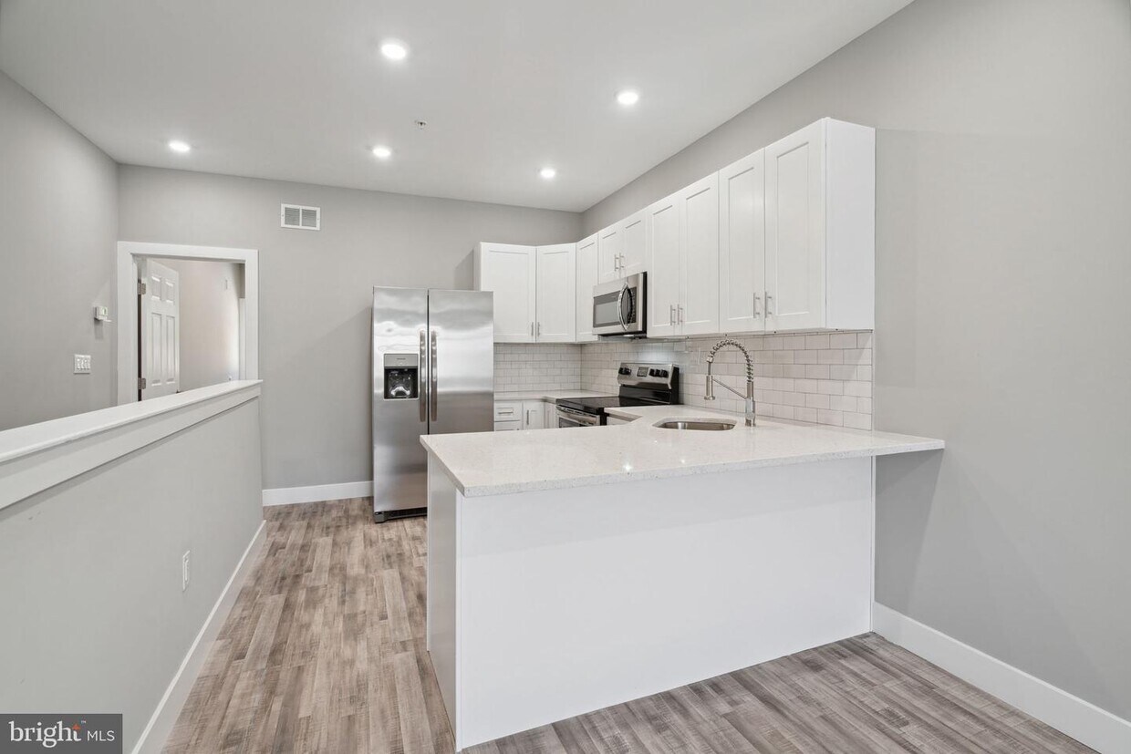 Foto principal - 4506 Merion Ave