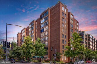 Building Photo - 1301 20th St NW