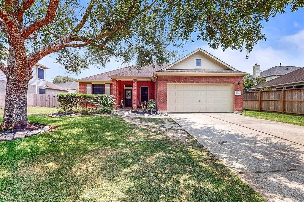 1009 Bay Area Blvd, League City, TX 77573 House for Rent in League