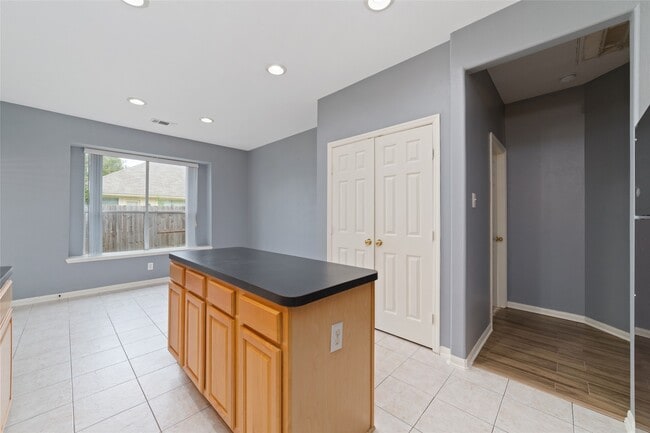 Building Photo - 3130 Orchard Bend Dr