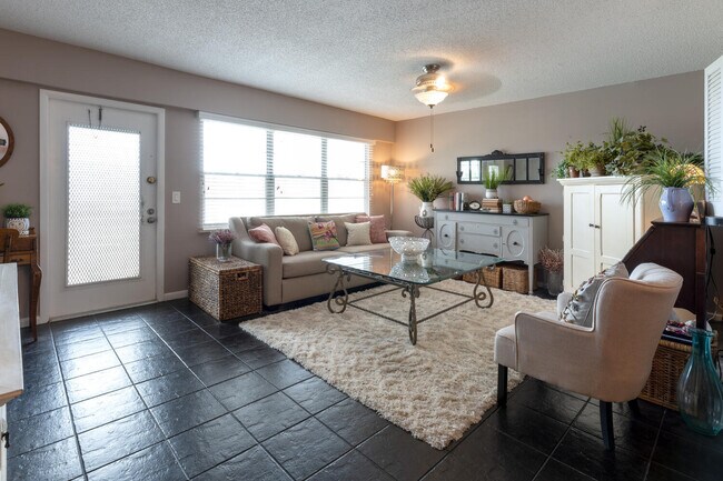 Foto del edificio - 83 Mansfield B