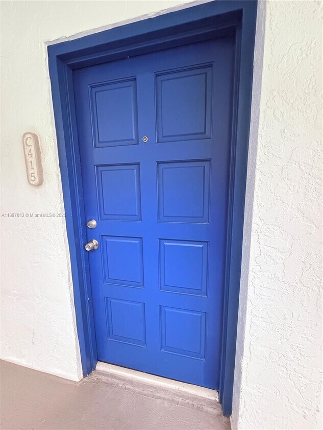 Foto principal - 777 NE 62nd St