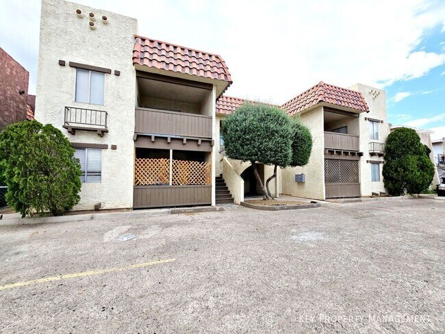 Foto del edificio - 5357 Del Gado Dr