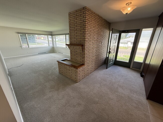 Foto del edificio - 3201 7th Ave S