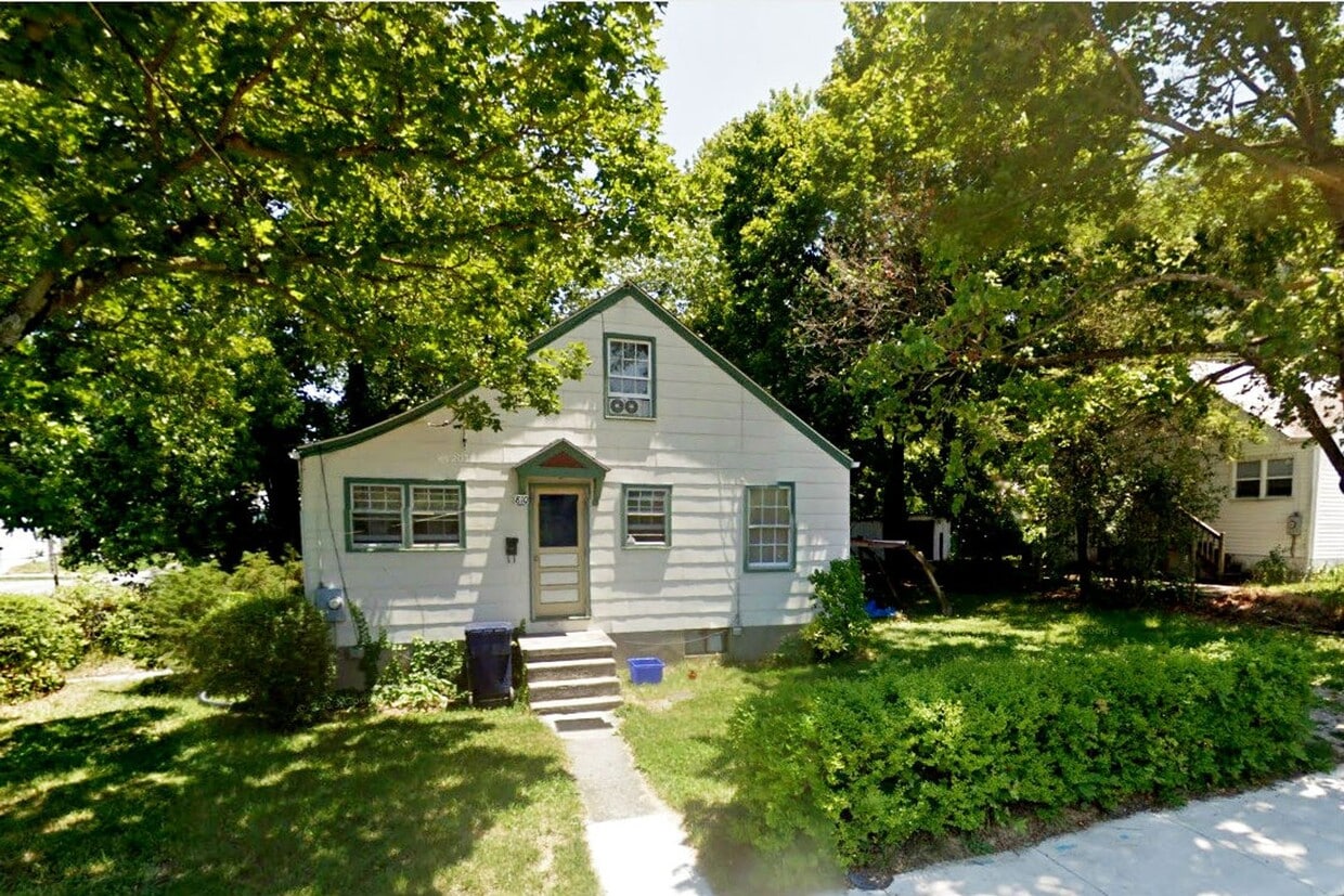 Primary Photo - 810 Progress St NE