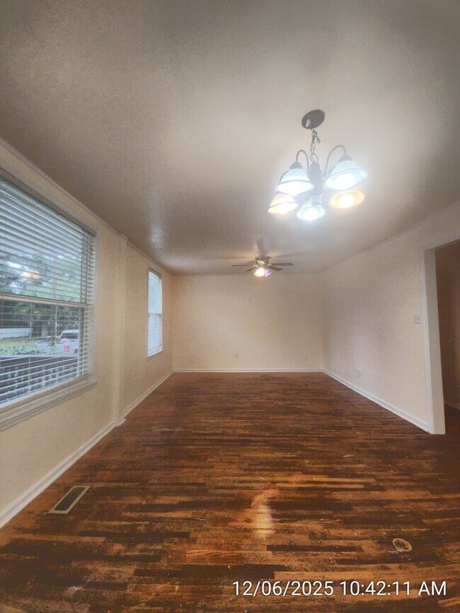 Foto del edificio - 2149 Texas Ave