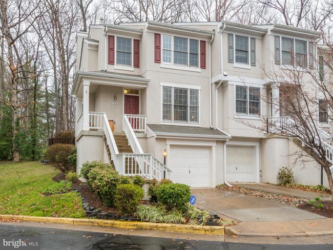 Building Photo - 11300 Fairwind Way