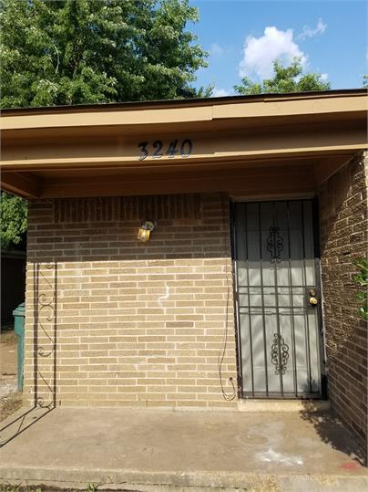 Building Photo - 3240 Forest Glen St
