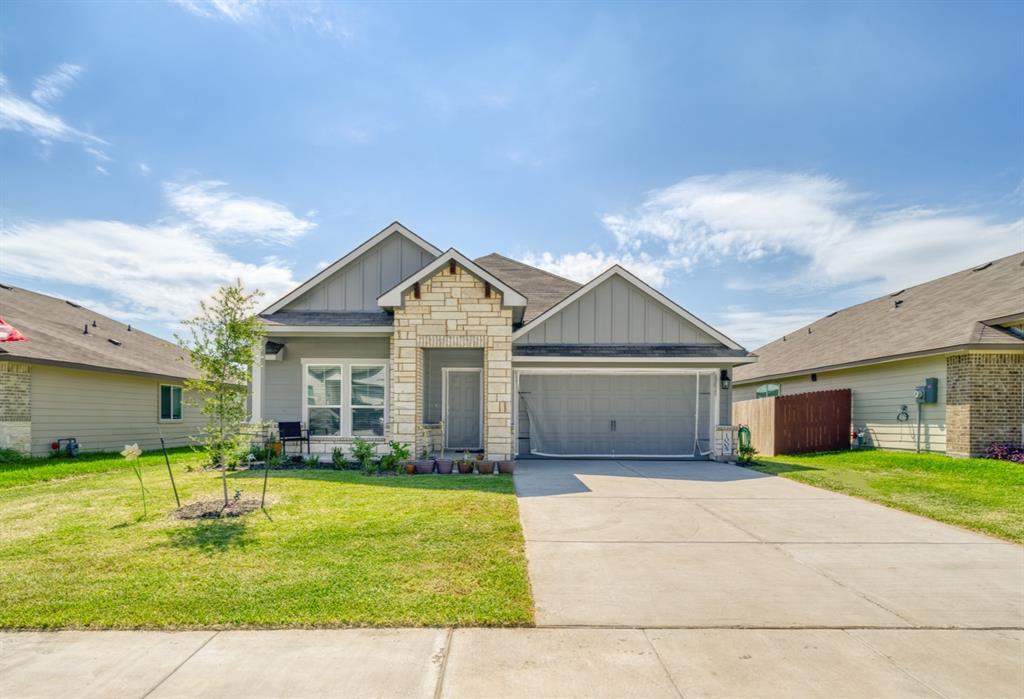 1005 Fannin St, Brenham, TX 77833 House Rental in Brenham, TX