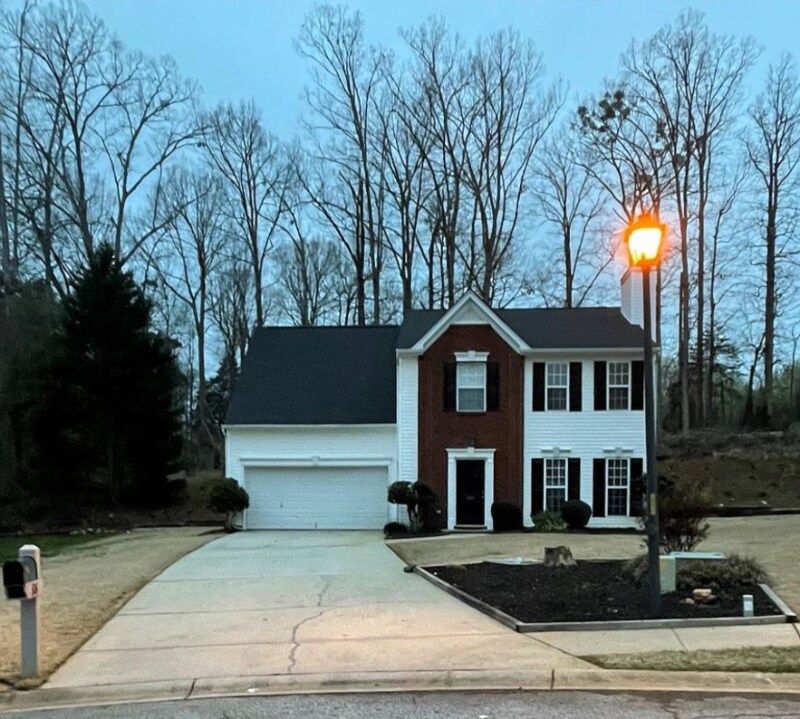 Photo - 326 Whixley Ln