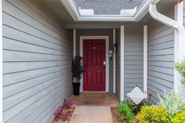 Building Photo - 47 Shady Brook Cir