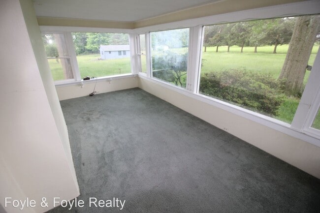 Building Photo - 4 br, 2 bath House - 1524 Cedar Hill Rd