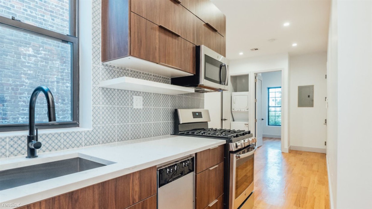 Foto principal - 1675 Palmetto St