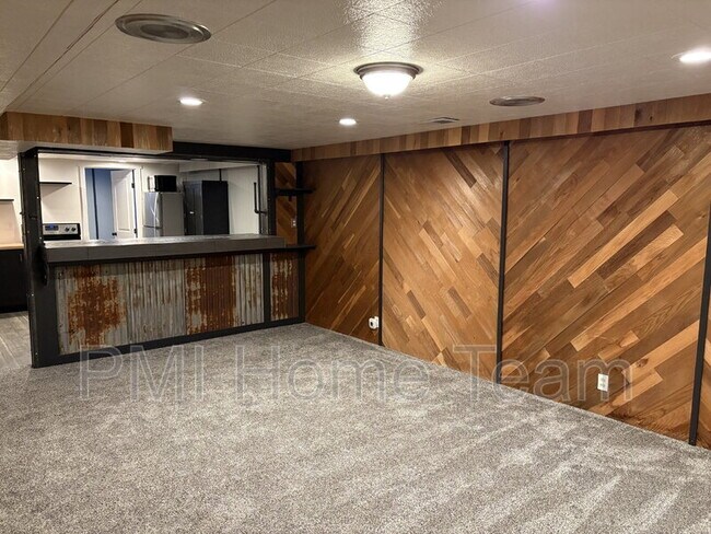 Building Photo - 5725 S 2050 W