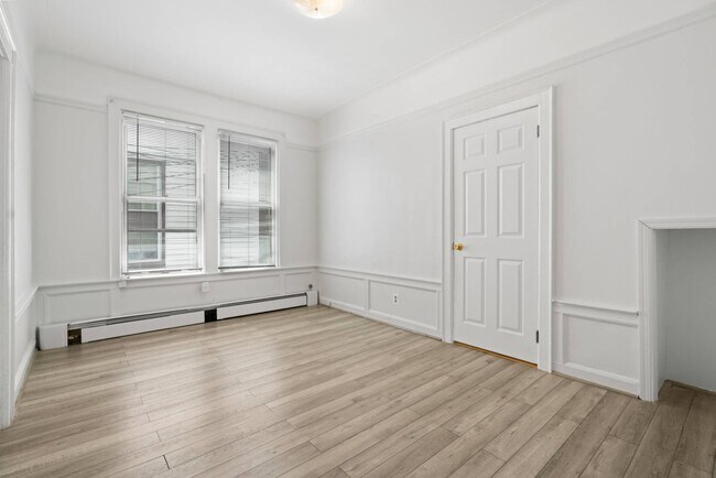 Foto del edificio - 130R West End Ave