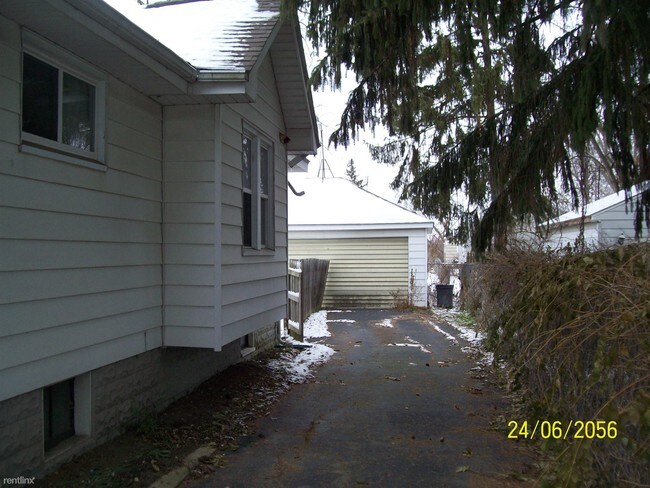 Building Photo - 2 br, 1 bath House - 1426 Lincoln Ave