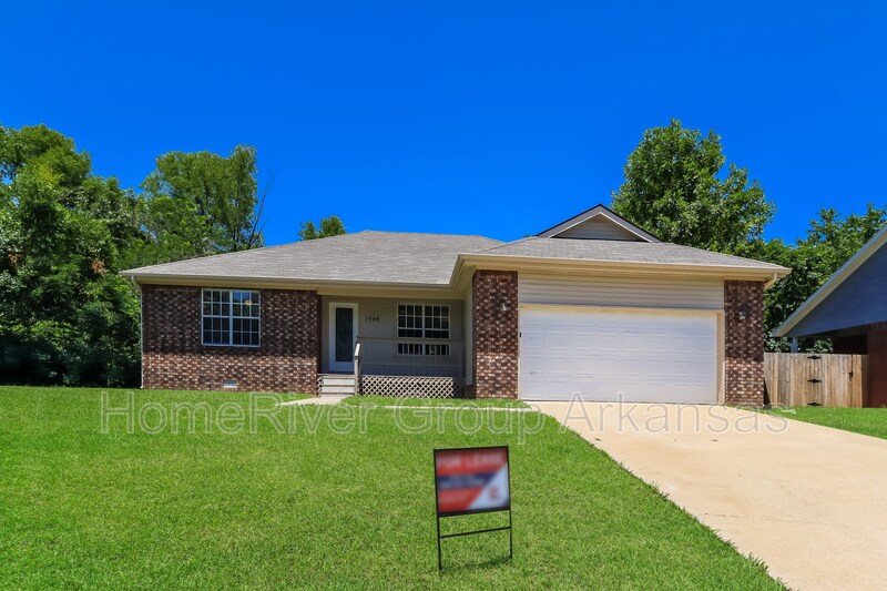 2646 W Arthur Hart St, Fayetteville, AR 72703 House for Rent in