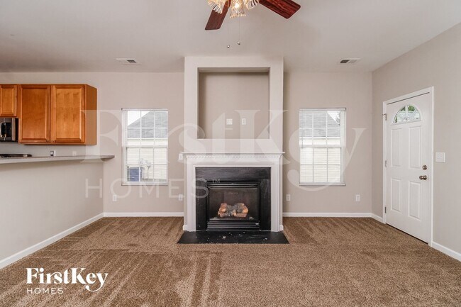 Foto del edificio - 1810 Beeson Park Ln