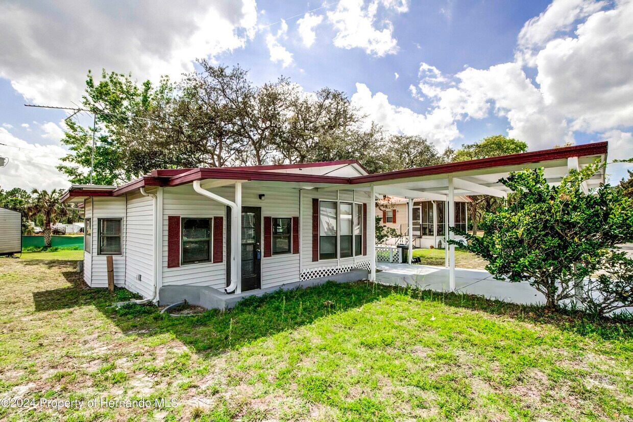 Foto principal - 9298 Grizzly Bear Ln