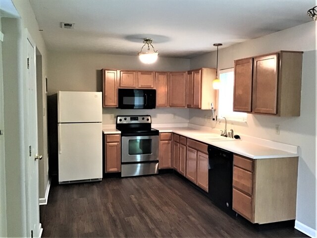 Building Photo - 6585 W Odessa Way