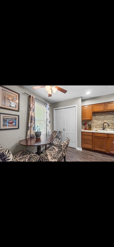 Building Photo - 539 Congressional Dr