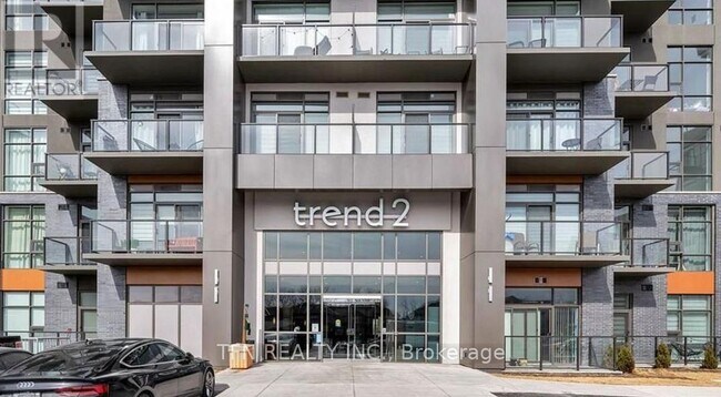 Photo du bâtiment - 460-460 Dundas St E