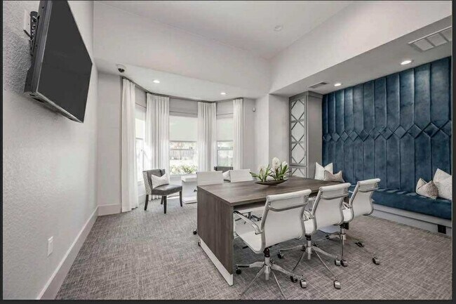 Foto del edificio - 529 Barker-Clodine Rd