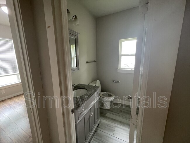 Foto del edificio - 4012 3rd St