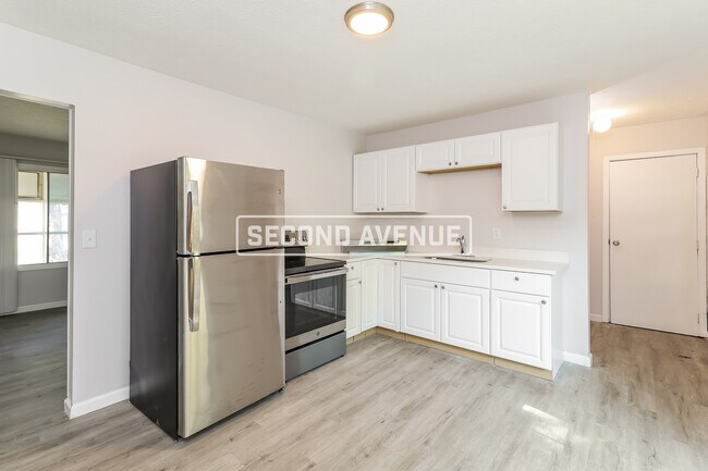 Building Photo - 10918 Maplehill DR
