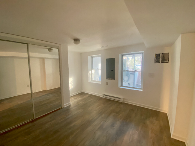 Foto del edificio - 3632 11th St NW