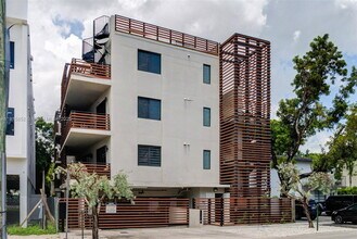 Building Photo - 2955 Bird Ave