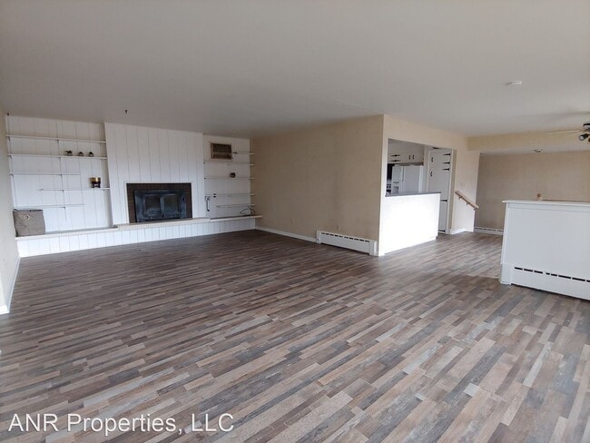Building Photo - 4 br, 2 bath House - 11076 N Philbin Rd