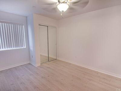 Foto del edificio - 5264 Satsuma Ave
