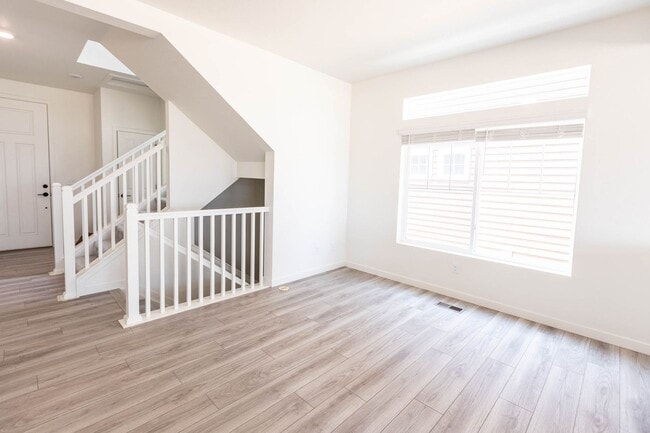 Building Photo - Beautiful 4-Bedroom Home in Erie