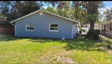 Building Photo - 508 N Rosland Dr