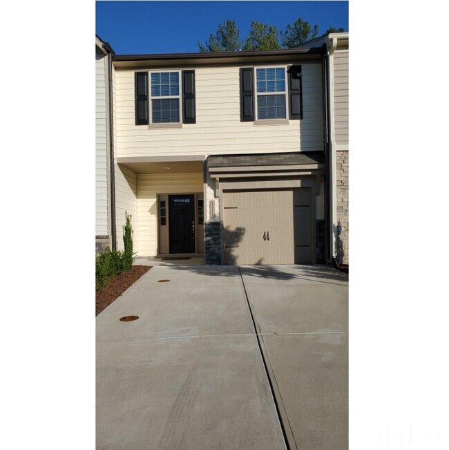 Building Photo - 111 Cross Blossom Rd